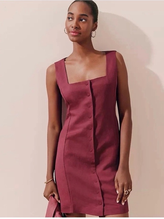 Ann Taylor Dresses & Skirts - Ann Taylor Sleeveless Square-Neck Mini Dress in Burgundy